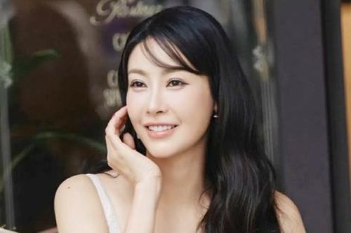 Hoa hậu Hà Kiều Anh hút mắt với nhan sắc trẻ trung tuổi U50