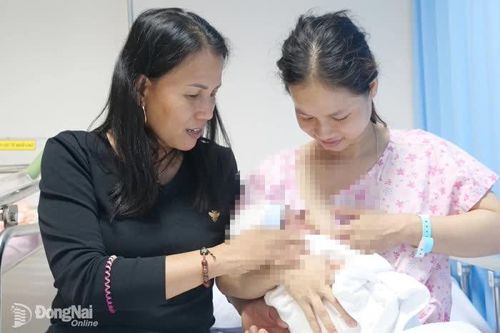 Dinh dưỡng hợp lý cho mẹ và bé sau sinh