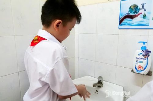 Rửa tay với xà phòng: Chuyện nhỏ, ý nghĩa lớn
