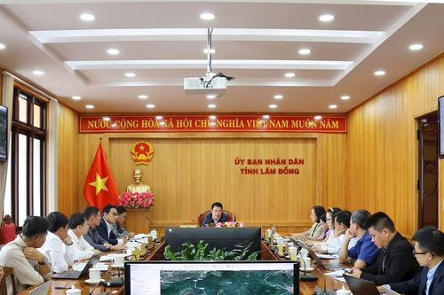 Nỗ lực phủ sóng 100% thôn, bản