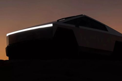 Tesla Cybertruck 11/2023–10/2025: Đèn pha bị triệu hồi