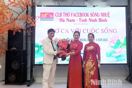 Câu lạc bộ thơ Facebook Sông Nhuệ Hà Nam tổ chức giao lưu thơ ca thường niên