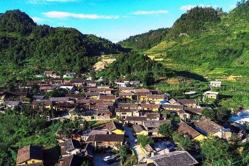 Lô Lô Chải và Quỳnh Sơn được vinh danh 'Làng Du lịch tốt nhất năm 2025'