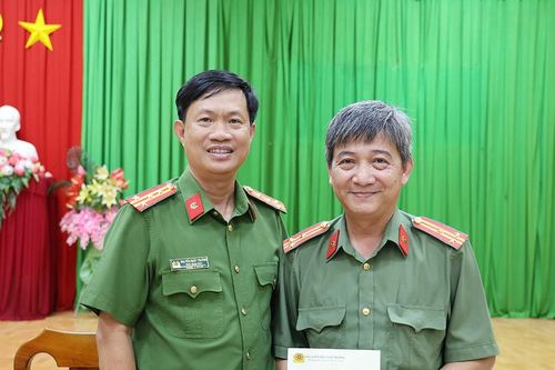 An Giang: Khen thưởng Công an xã Óc Eo khám phá nhanh vụ cướp giật tài sản
