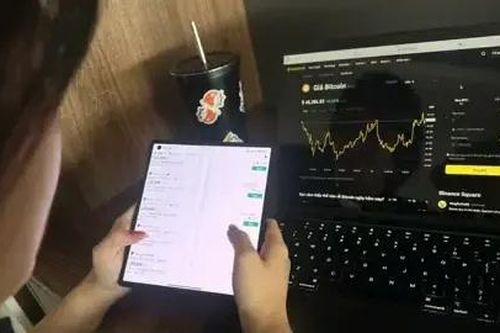 'Dở khóc - dở cười' vì tin vào chiêu trò đầu tư online