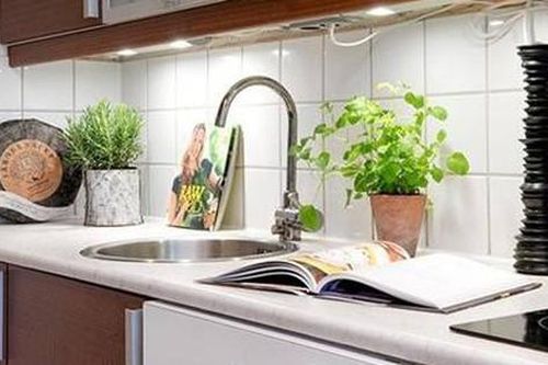 Bếp và chậu rửa cùng hướng có hợp phong thủy không? Cách bố trí chuẩn phong thủy