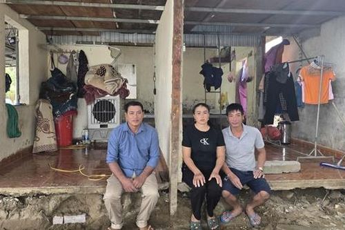 Gia đình nghèo ở Nghệ An cứu sống hàng chục người trên cây cầu 'tử thần'