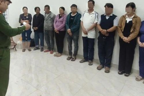 Khởi tố 9 đối tượng tổ chức đánh bạc tại đám tang