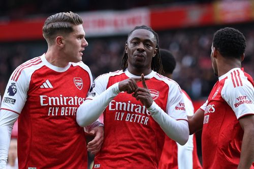 Arsenal thắng trận thứ 7 liên tiếp