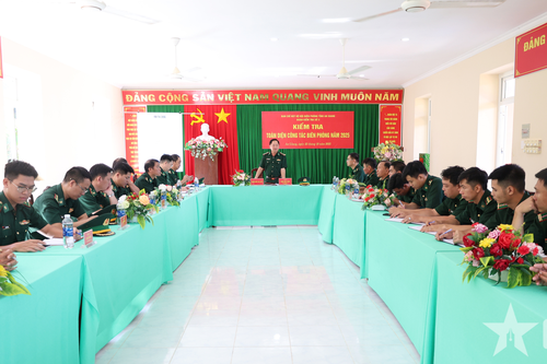 An Giang: Thăm, động viên cán bộ, chiến sĩ Đồn Biên phòng Thổ Châu
