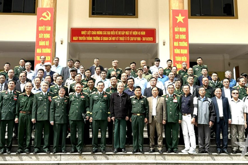 Gặp mặt kỷ niệm 45 năm Ngày truyền thống Trường Sĩ quan Chỉ huy kỹ thuật ô tô