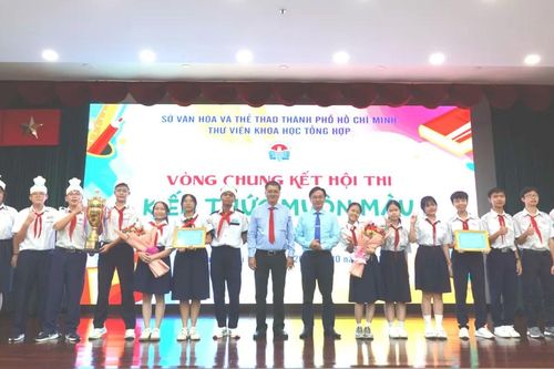 Sôi nổi Hội thi 'Kiến thức muôn màu' năm 2025