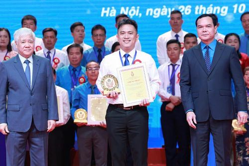 Thi đua đổi mới sáng tạo, chuyển đổi số, nâng cao năng suất lao động