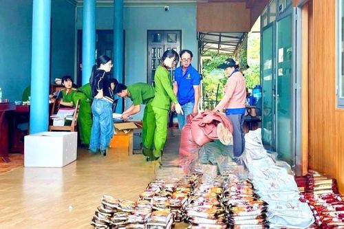 Tạm giữ giám đốc công ty nghi sản xuất hàng tấn cà phê giả ở Gia Lai