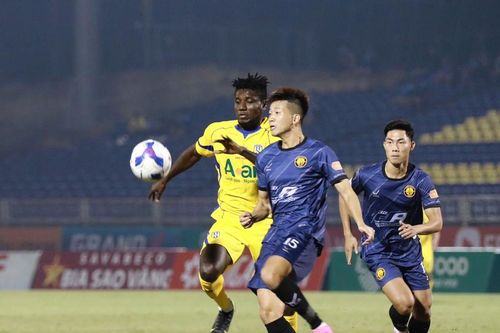Sông Lam Nghệ An 'trắng tay' trước đội khách Đông Á Thanh Hóa