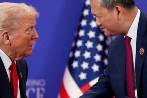 Ông Trump ký loạt thỏa thuận 'vàng' tại Đông Nam Á