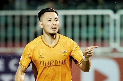 Tiền đạo Việt kiều lập siêu phẩm cho HAGL