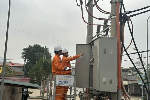 Tập trung sửa chữa, nâng cấp công trình điện phục vụ sản xuất