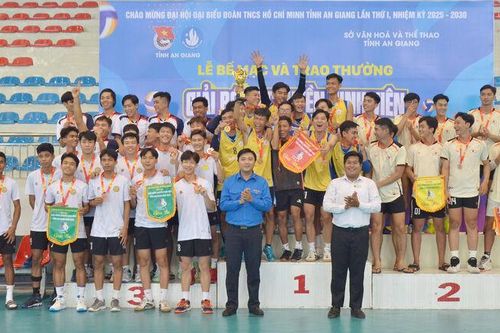 Bế mạc Giải Bóng chuyền sinh viên năm 2025