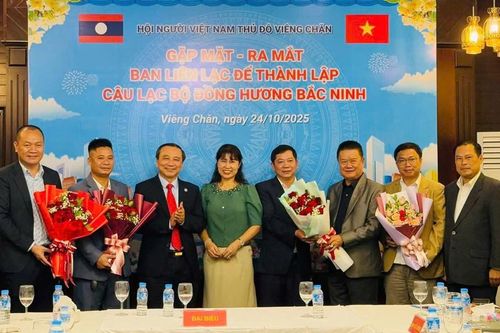 Ra mắt Ban Liên lạc đồng hương Bắc Ninh tại Lào