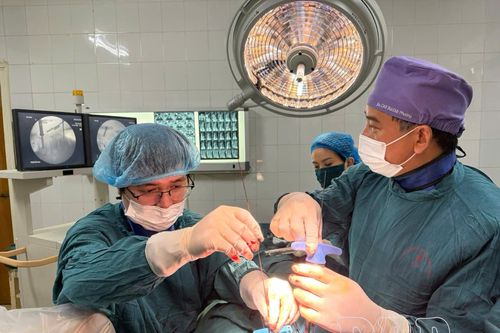Bệnh viện Đa khoa tỉnh cứu bệnh nhân khỏi nguy cơ liệt tứ chi do vỡ lún đốt sống cổ