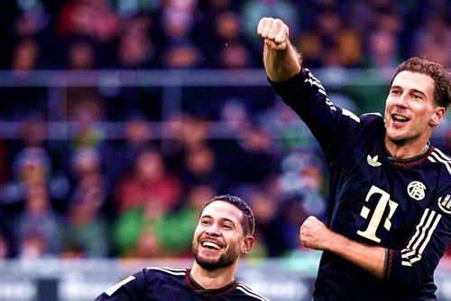 Bayern Munich 3-0 Gladbach: Lennart Karl 17 tuổi chốt hạ