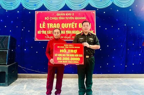 Bàn giao nhà tình nghĩa cho gia đình thân nhân liệt sỹ tại xã Tân Mỹ