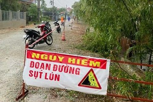 Một số đoạn ven sông Bồ xuất hiện dấu hiệu sạt lở nghiêm trọng