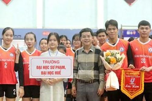 Hứa hẹn nhiều trận đấu kịch tính tại giải bóng chuyền sinh viên Huế 2025