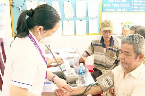 Đồng Nai sẽ thu hút nhân lực chất lượng cao cho y tế cơ sở