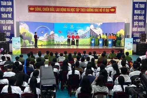 Hàng ngàn học sinh sôi nổi cùng cuộc thi 'Trường học không ma túy năm 2025'