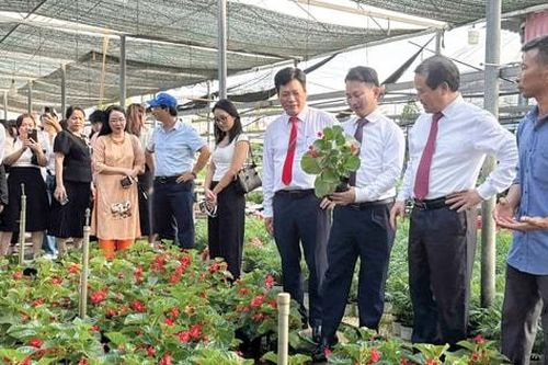 Du lịch Hà Nội bứt phá với 'Tinh hoa hội tụ'