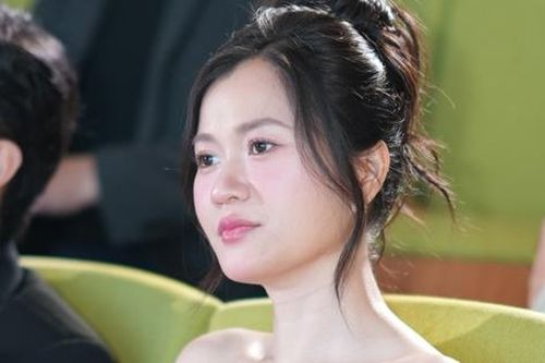 Lâm Vỹ Dạ tiết lộ chuyện ở nhà 'chỉ cần nói, con đều phải nghe ngay'