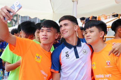 Cầu thủ Việt kiều Brandon Ly: 'Muốn được tận hưởng không khí bóng đá học sinh thêm nhiều lần nữa'