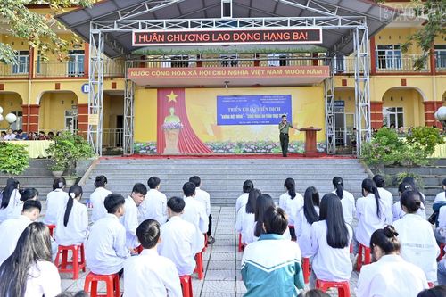 Chiến dịch 'Không một mình' - bảo vệ trẻ em trên nền tảng số