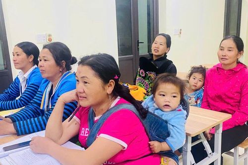 Ánh sáng con chữ nơi vùng biên