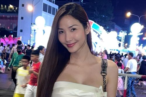 Lê Thúy xin lỗi Hoàng Thùy