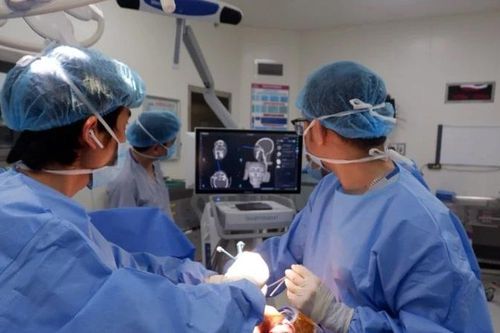 Ứng dụng công nghệ 3D trong phẫu thuật xương hàm phức tạp cho bệnh nhân mắc u não