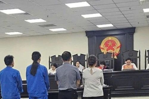 Tuyên án với hai cựu kiểm sát viên tham gia 'chạy án'