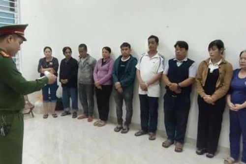 Khởi tố nhóm 'con bạc' lợi dụng đám tang để sát phạt