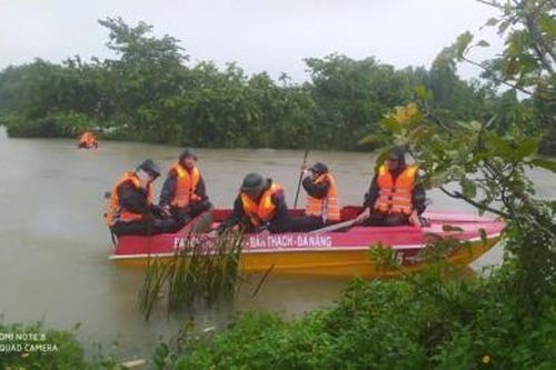 Quân khu 5 lập Ban Chỉ huy tiền phương tại Trà My ứng phó mưa lũ, sạt lở đất