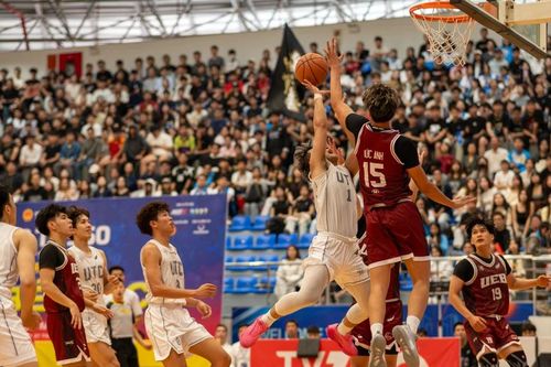Trường ĐH Giao thông Vận tải lập kỷ lục 2 lần vô địch Giải Bóng rổ Sinh viên toàn quốc khu vực miền Bắc