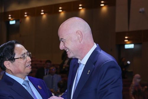 Chủ tịch FIFA: Học viện Bóng đá FIFA sẽ giúp phát triển bóng đá Việt Nam