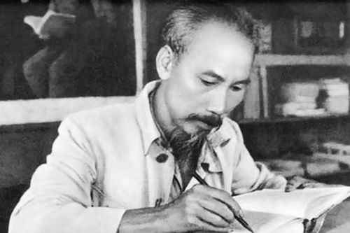 Tầm quan trọng của văn hóa Đảng trong kỷ nguyên mới: Bài 1 - Hành trình gần 1 thế kỷ xây dựng văn hóa trong Đảng