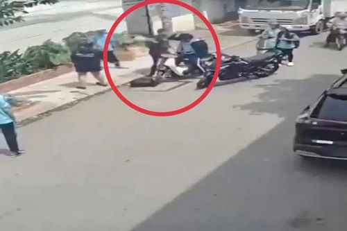 Hai học sinh bị đánh đến xuất huyết não vì chạy xe nẹt pô
