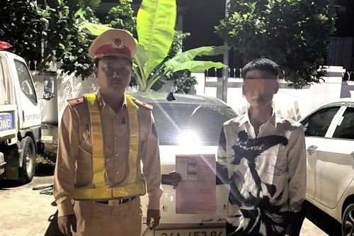 Phát hiện tài xế có hơi men, dương tính cùng lúc 4 loại ma túy