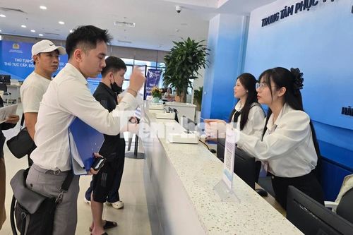 Hà Nội thực hiện 25 TTHC không dùng bản giấy: Nộp hồ sơ 2-3 lần mới hoàn thành