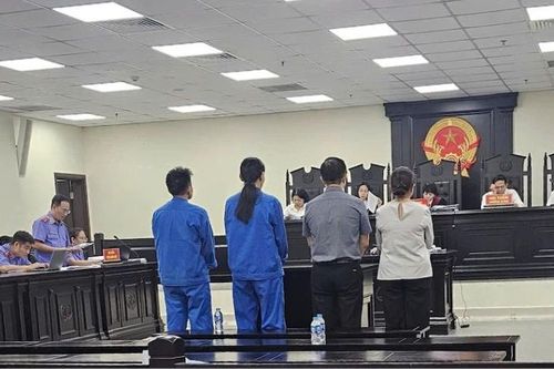 Hai cựu Kiểm sát viên lĩnh án tù vì nhận tiền để giúp người phạm tội hưởng án treo