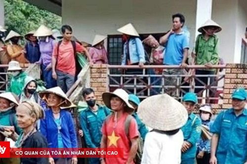 Quảng Ngãi di dời hàng trăm hộ dân do mưa lớn kéo dài