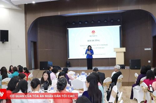 Khơi nguồn trí tuệ và bản lĩnh nữ lãnh đạo thời kỳ mới